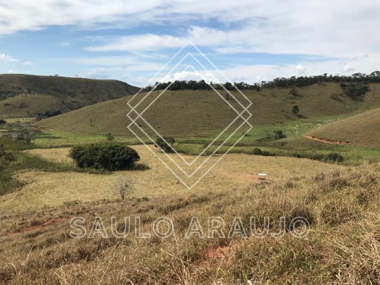 Fazenda em Rio Das Flores / RJ