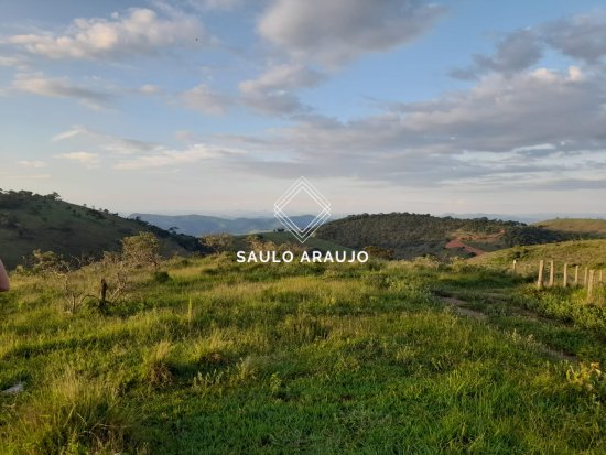 Terreno em Petrópolis / RJ